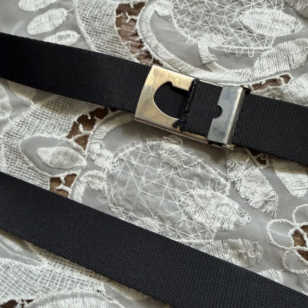 Maui Built Mens Reversible Camo Web Belt Grey Black Metal Buckle Seat Belt